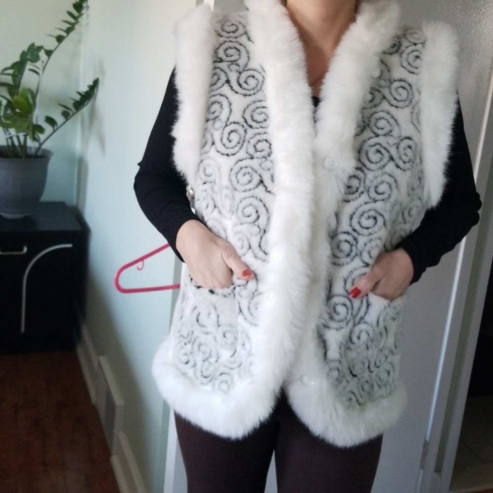 Fur white vest jacket
